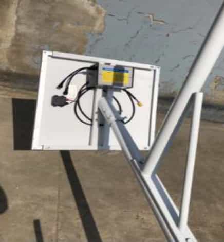  Light arm and solar panel bracket connected to the pole
